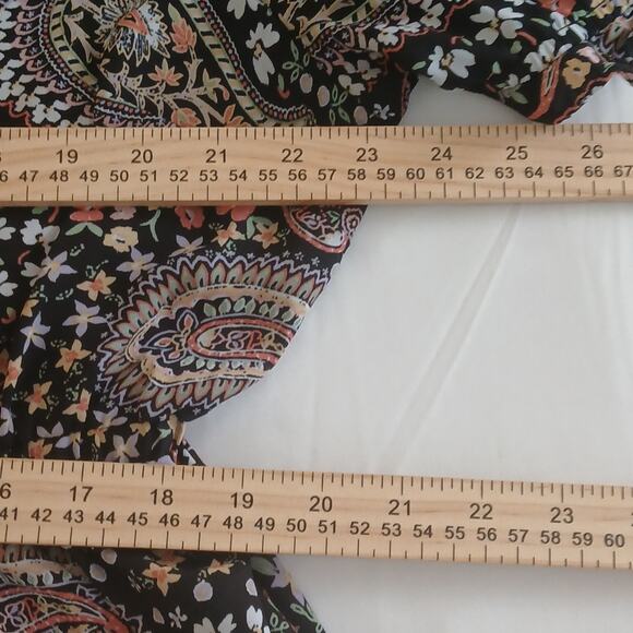 Torrid Plus 2 Georgette Surplice Puff Sleeve Floral Paisley Blouse Black Boho - Picture 11 of 12